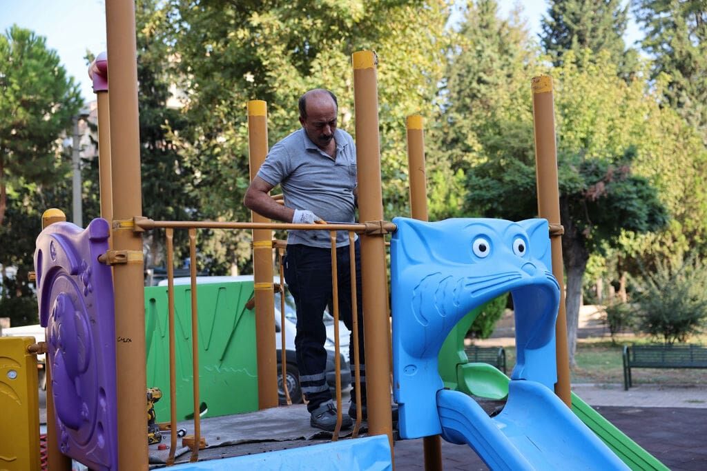 28 Park Baştan Sona Yeni̇leni̇yor (4)
