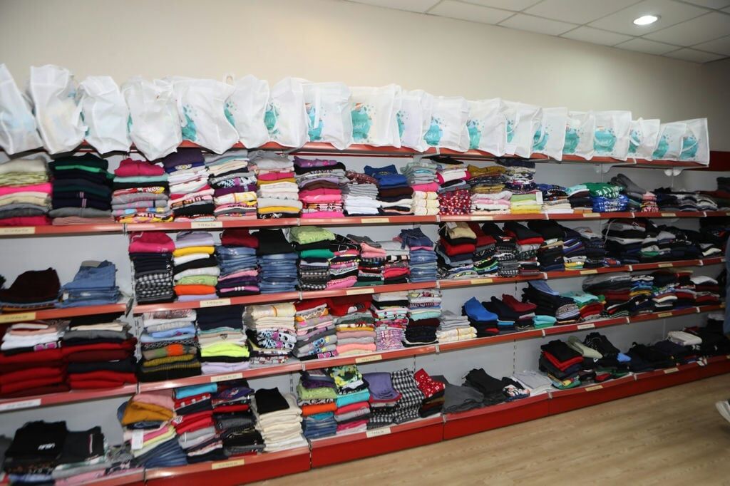 Bayrakli’da Bi̇nlerce Haneye Sosyal Destek (8)