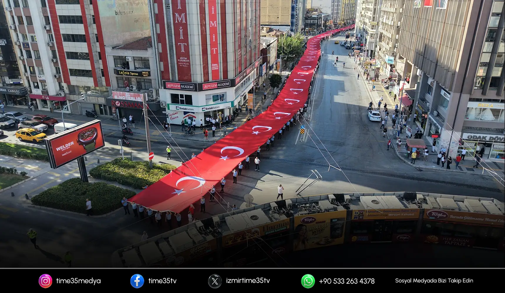 İzmir'de 9 Eylül kutlamaları 'Zafer Yürüyüşü' ile başladı