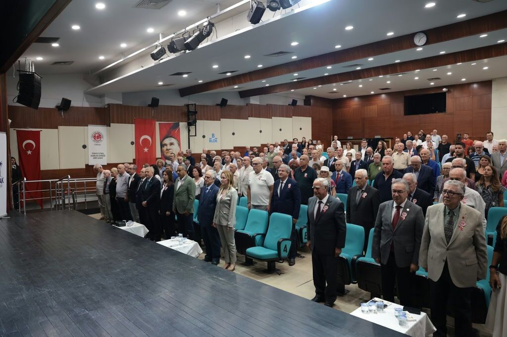Konak’ta Sporun Emektarlarına Vefa Gecesi (6)