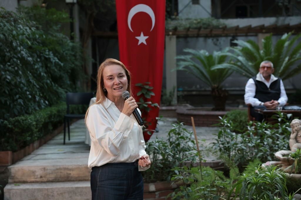 Kültürel Miras Söyleşileri’nde İzmir’in Sembol Lezzetleri Ve Kemeraltı Ele Alındı (1)