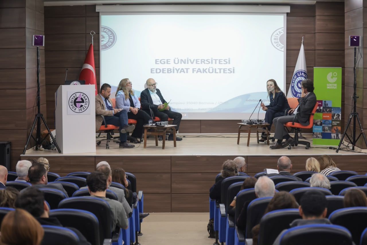 Başkan Mutlu, Konak’ın Dirençli Kent Vizyonunu Uluslararası Konferansta Anlattı (2)